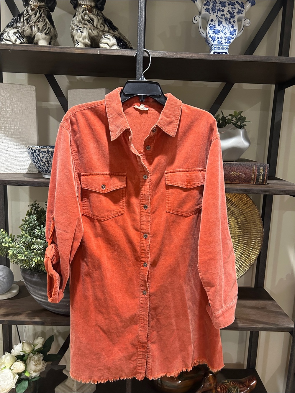 Jodifl - medium Vintage-Style Orange Button-Front Corduroy Shirt